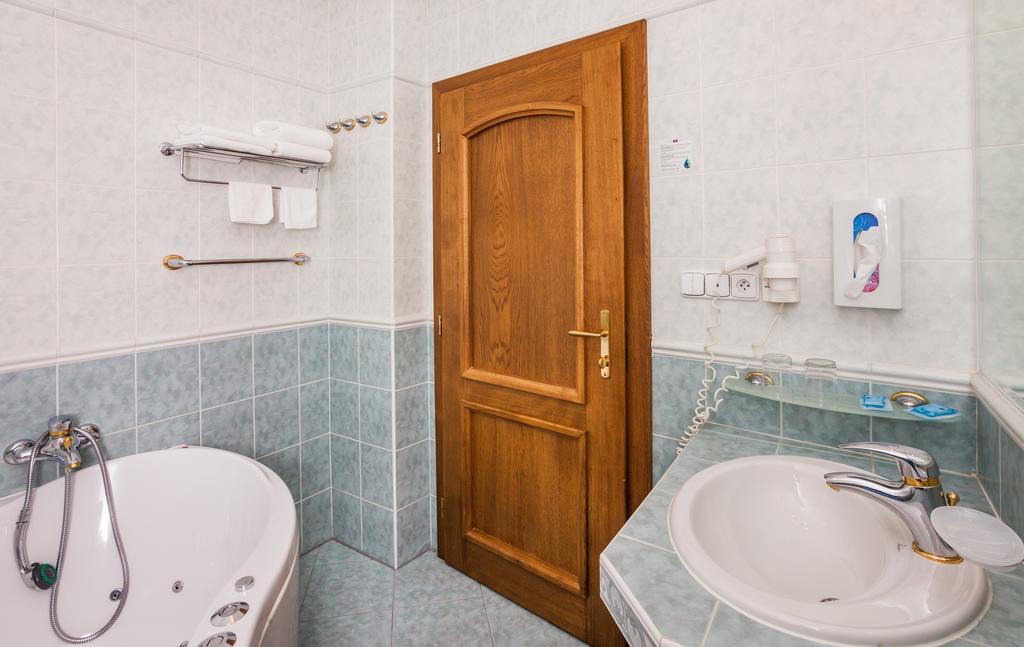 Hotel Jelinkova Vila Velke Mezirici Room photo
